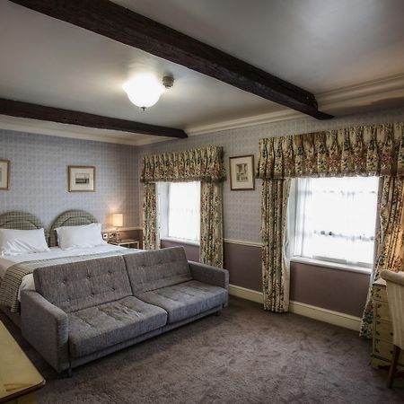Hazlewood Castle & Spa Tadcaster Bagian luar foto