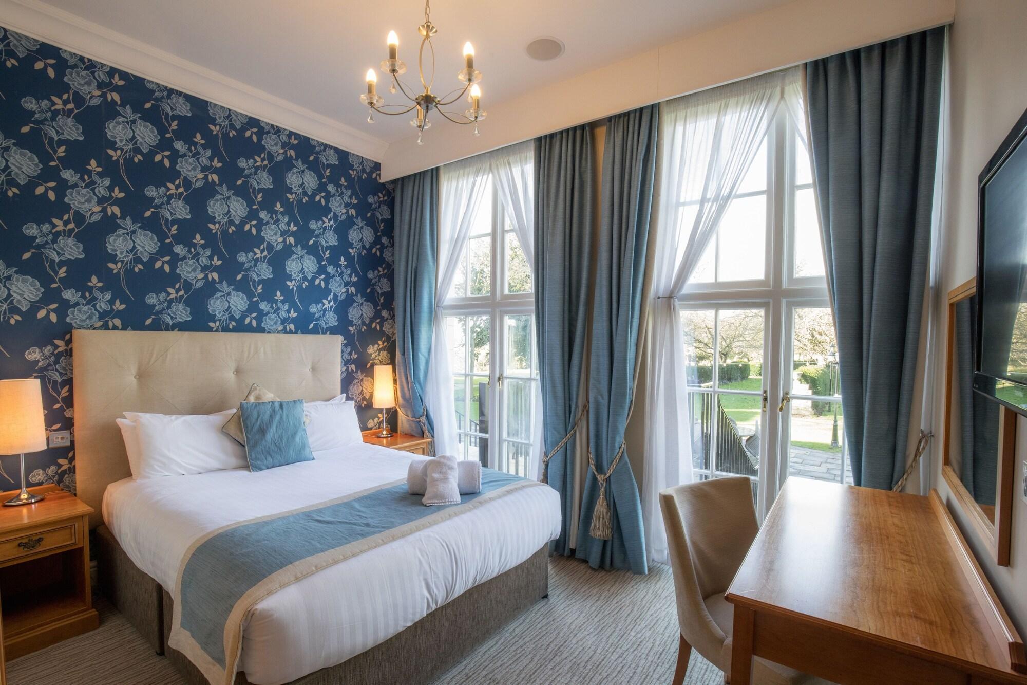 Hazlewood Castle & Spa Tadcaster Bagian luar foto