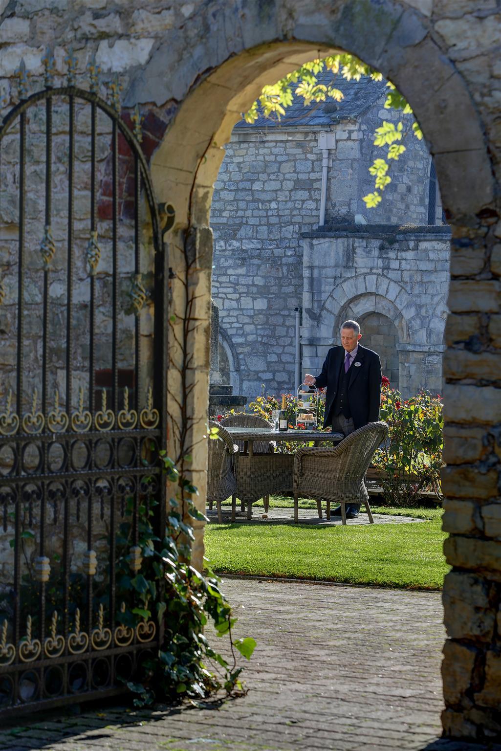Hazlewood Castle & Spa Tadcaster Bagian luar foto